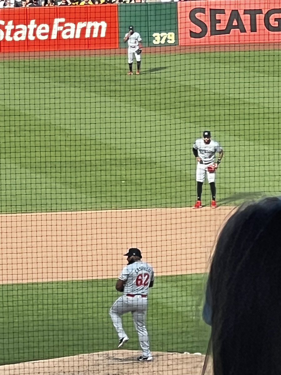 A_Prentice_'s tweet image. This is not the same guy