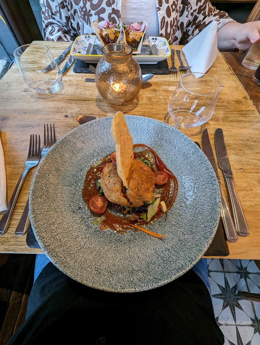AlexDWilliams's tweet photo. Another boootiful meal at Butterflies, Blaenavon this week for @GabWill91's birthday 🎂 https://t.co/uz53GEkKil