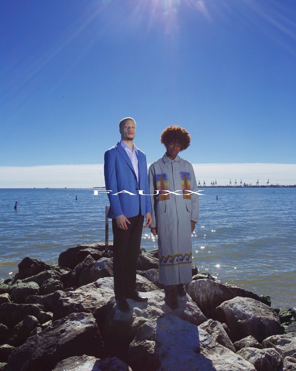 Casey fauxx tweet media