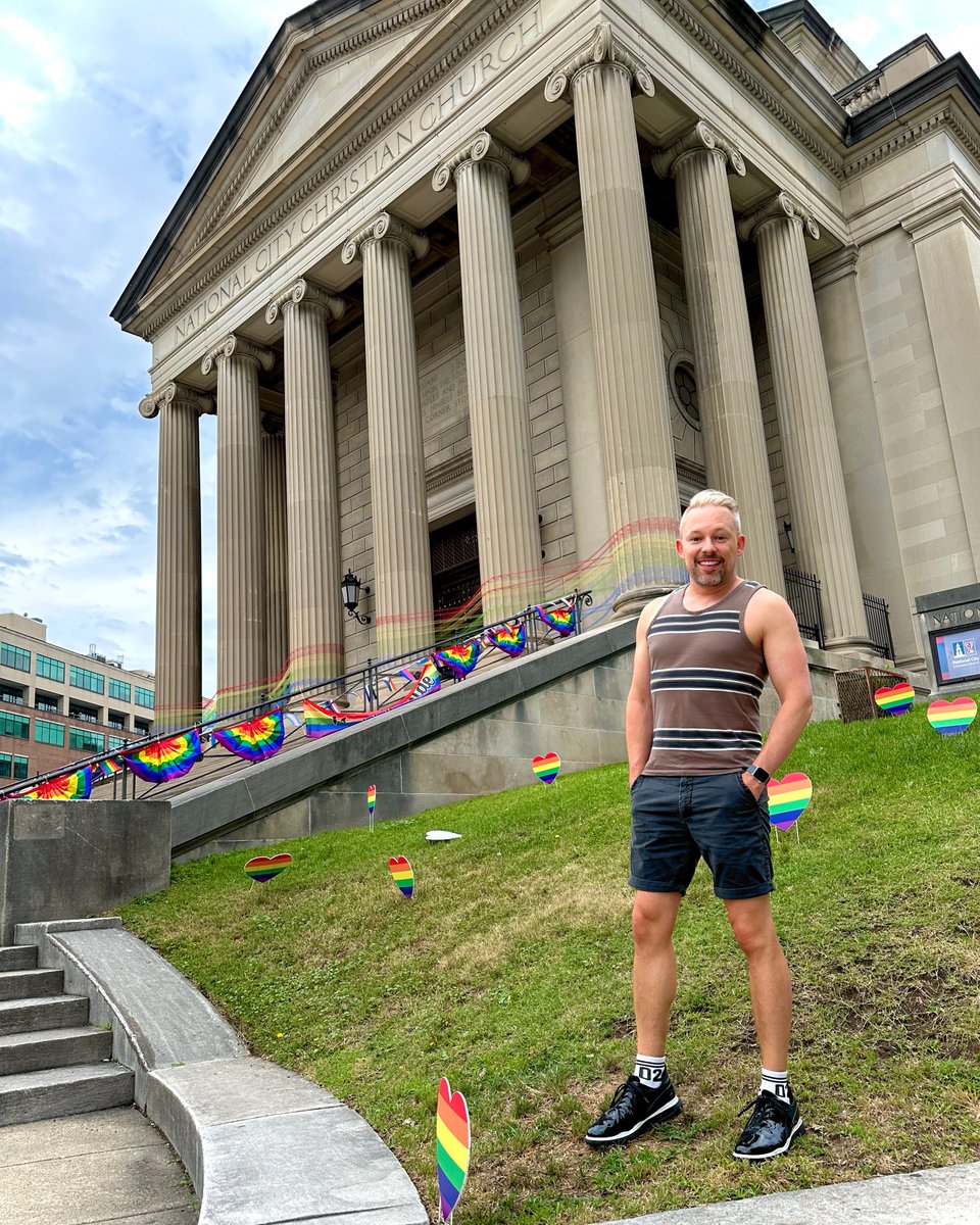 JoshRimer's tweet photo. Happy Pride Washington, DC! 🏳️‍🌈 I took a train from Philly to DC to spend some time in the American capital where I saw a bunch of monuments, memorials, and rainbows. I hope to be back again this time next year for World Pride! 🌎 #only1dc #destinationdc #pridemonth https://t.co/eMxzOgXBl8