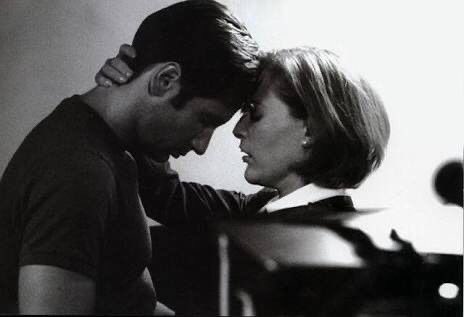 HerNameIsSpooky's tweet photo. It still blows my mind that Mulder and Scully were the first ship ever. Like the word "ship" was born because of them. The first fanfictions were about them and https://t.co/Xdv3njM6JS was created because of them. They are the blueprint of all ships. Mindblowing 😮‍💨🫶🏻 https://t.co/aPcFheQz6R