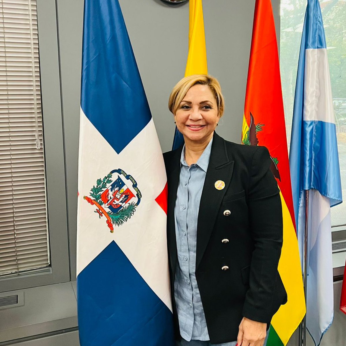 DiputadosRD's tweet photo. ¡Por la seguridad alimentaria de todas y todos 🇩🇴🤝🇪🇸!

Desde la sede de @AECID_es en Madrid y la colaboración de @AMEXCID, la secretaria del bufete directivo Soraya Suárez (@sorayasuarezprm), subcoordinadora del Frente Parlamentario Contra el Hambre de América Latina y el Caribe, participó en un encuentro con la Alianza Parlamentaria Iberoamericana
y Caribeña; donde firmaron un acuerdo y resaltaron el compromiso de fortalecer la cooperación interparlamentaria, promoviendo el intercambio de experiencias entre los parlamentos iberoamericanos y caribeños para impulsar el trabajo legislativo que promueva el ODS 2: hambre cero con igualdad de género y perspectiva climática.

Esta iniciativa es una herramienta para transformar los sistemas agroalimentarios hacia modelos más eficientes, inclusivos, resilientes y sostenibles en la región.

#DiputadosRD #DiplomaciaParlamentaria