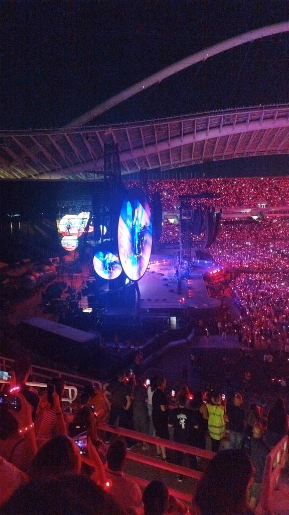 Ήταν μια βραδιά που την περίμενα ένα χρόνο και θα ξαναπήγαινα ξανά και ξανά. Υπεροχοι όλοι οι καλλιτέχνες. #ColdplayAthens