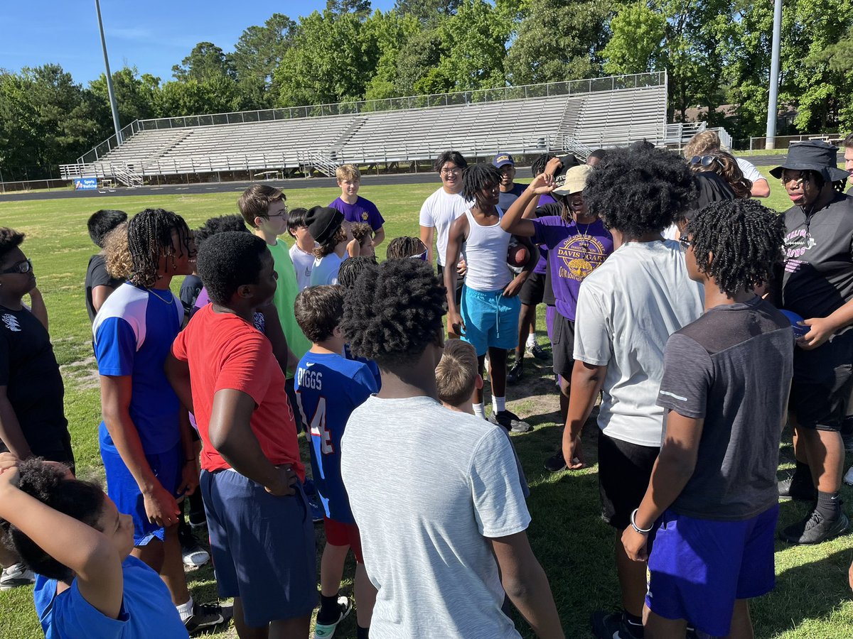 Coach John Kepple (@coachkepple) on Twitter photo What a perfect day to hold our 3rd Annual Football Camp! Thanks to everyone that came out. We love doing this for our community. <a href="/TallwoodFball/">Tallwood Football</a> <a href="/TallwoodHS_Ath/">Tallwood Activities</a> <a href="/TWoodFBBoosters/">THSFootballBoosters</a> <a href="/TallwoodLions/">Tallwood High School</a> What a perfect day to hold our 3rd Annual Football Camp! Thanks to everyone that came out. We love doing this for our community. <a href="/TallwoodFball/">Tallwood Football</a> <a href="/TallwoodHS_Ath/">Tallwood Activities</a> <a href="/TWoodFBBoosters/">THSFootballBoosters</a> <a href="/TallwoodLions/">Tallwood High School</a>