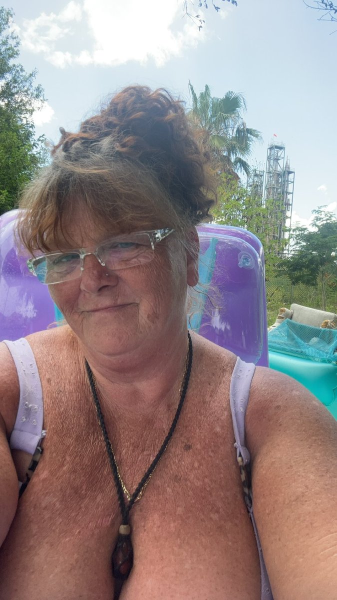 So hot in Florida lately, hate to know what summers gonna be like🤪🥵☀️