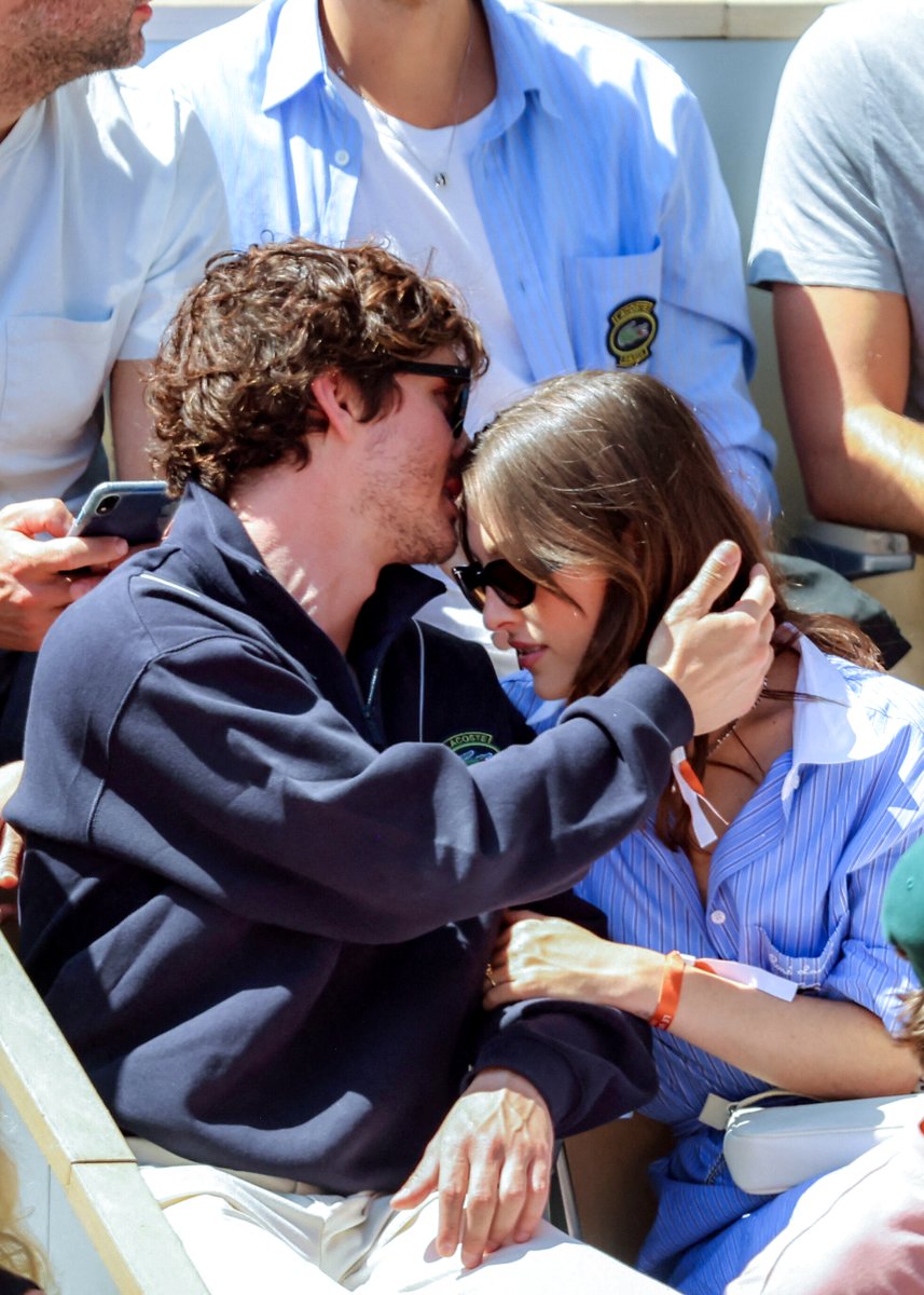 LoganLermanedit's tweet photo. Logan Lerman &amp; Ana Corrigan at the 2024 French Open on June 7 2024 #loganlerman https://t.co/MqU3ZKKlDW