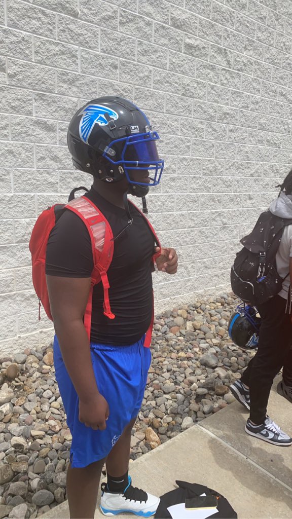 Tymoye3's tweet image. I WILL BE ATTENDING PITT CAMP 6/9 LETS WORK TOMORROW @PittTweet
C/O 2027 ✅🏈