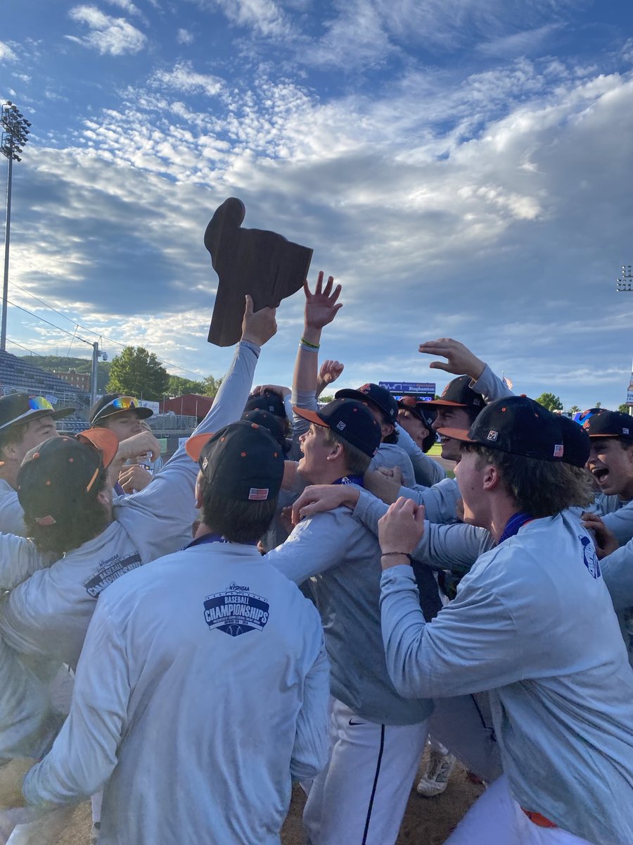 BC Eagle Athletics tweet media