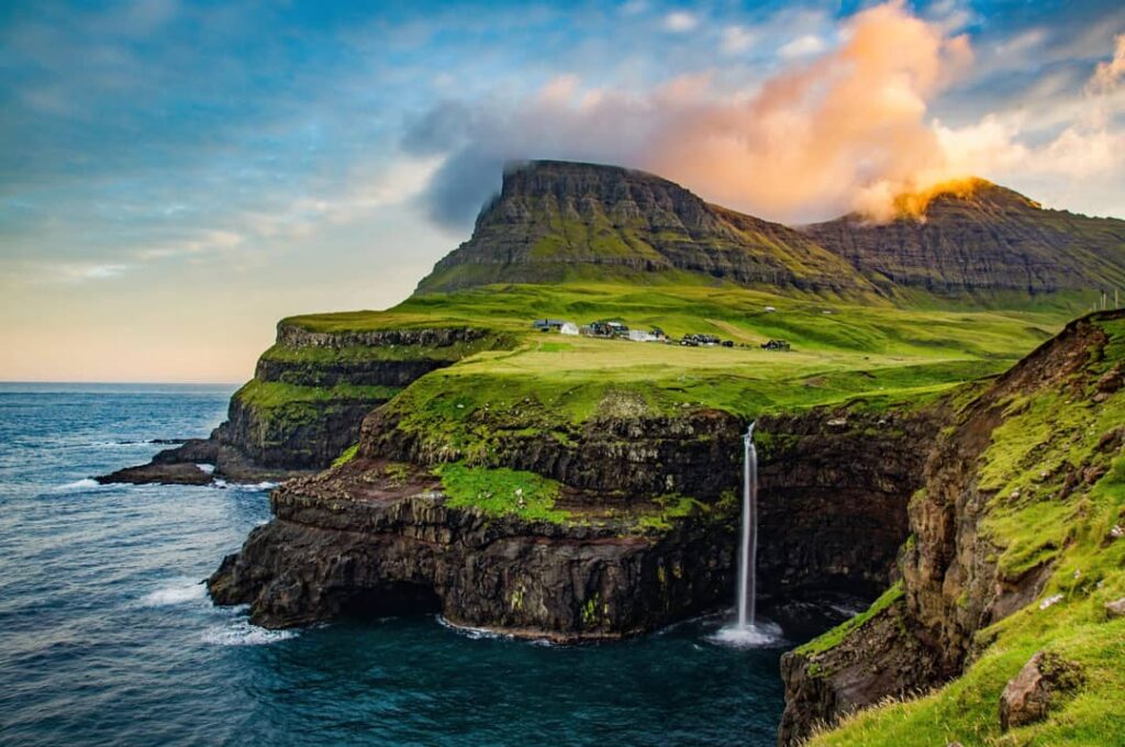 Fascinating tweet media