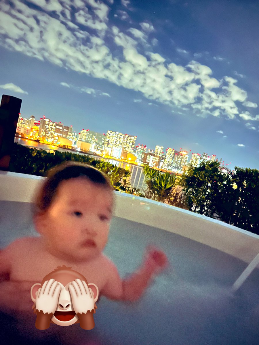Ruby0712dog's tweet photo. テラスジャグジーバスにて👶
#ジャグジーバス
#テラス
#バブリー https://t.co/l8qd0S5rOl
