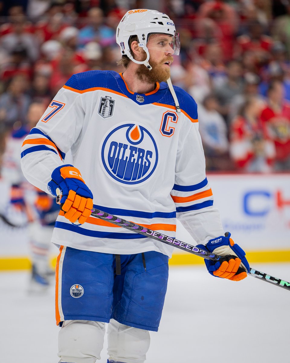 SCF Game 🔛

Game 1 of the Stanley Cup Final between the #Oilers &amp; Panthers starts now at <a href="/AmerantArena/">Amerant Bank Arena</a>.

📺 <a href="/Sportsnet/">Sportsnet</a>
📻 <a href="/630CHED/">630CHED</a>

#LetsGoOilers