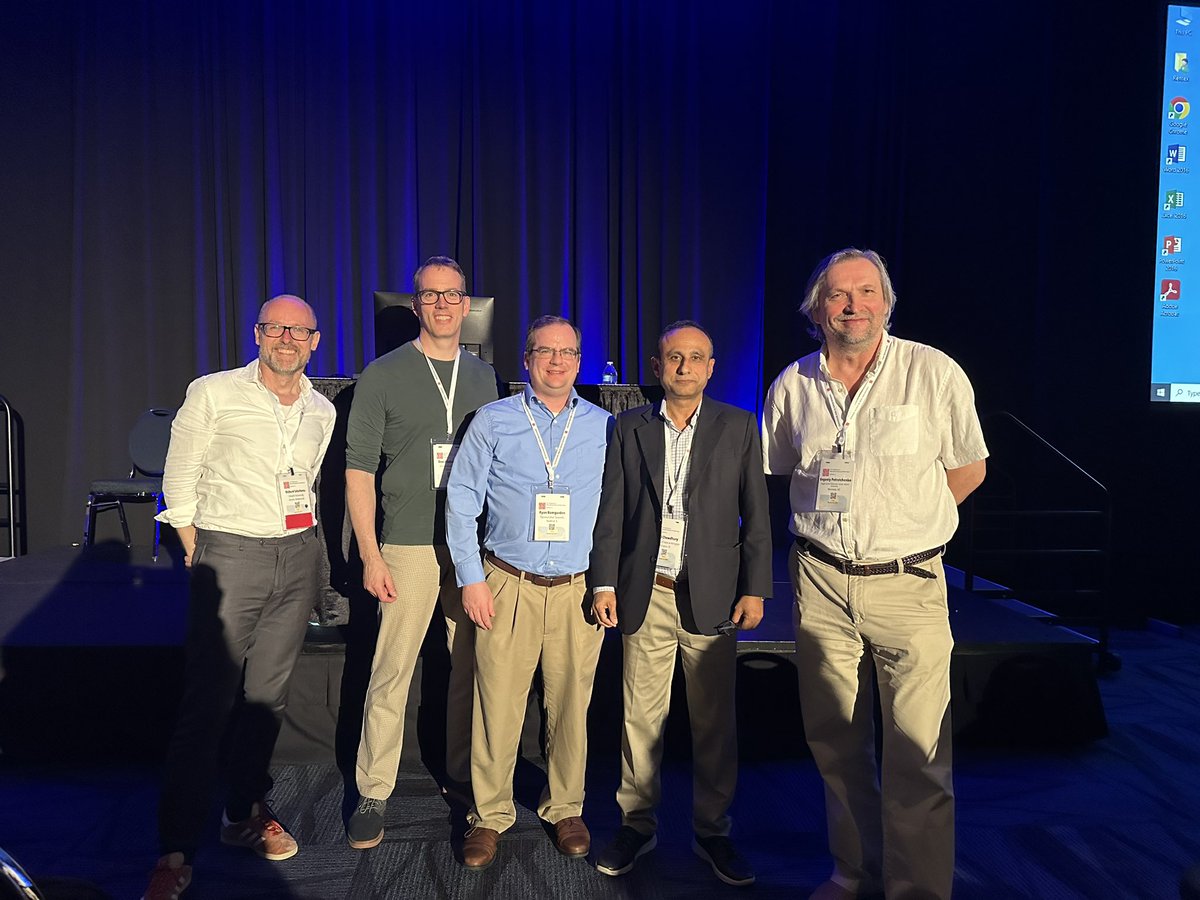 Happy to preside the covalent labeling and cross-linking interest group this year at #ASMS2024.  Nice and engaging discussions with the speakers and the audience.