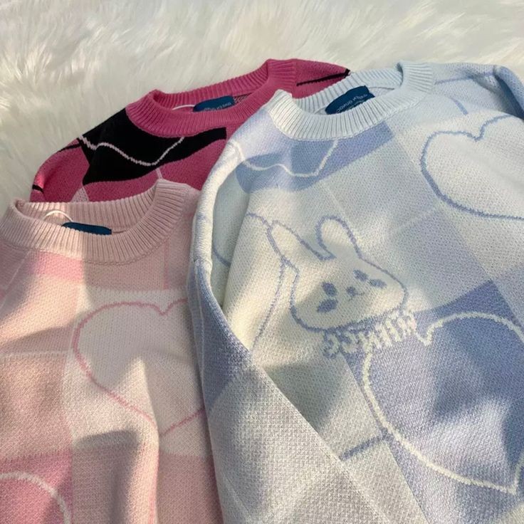 chloprameiy's tweet photo. Penyuka sweater aku bisikin sini ‼️

Ada toko yang jual sweater tapi modelnya lucu lucu ala pinterest gitu 🥺🩷 https://t.co/OC1gKU2lln