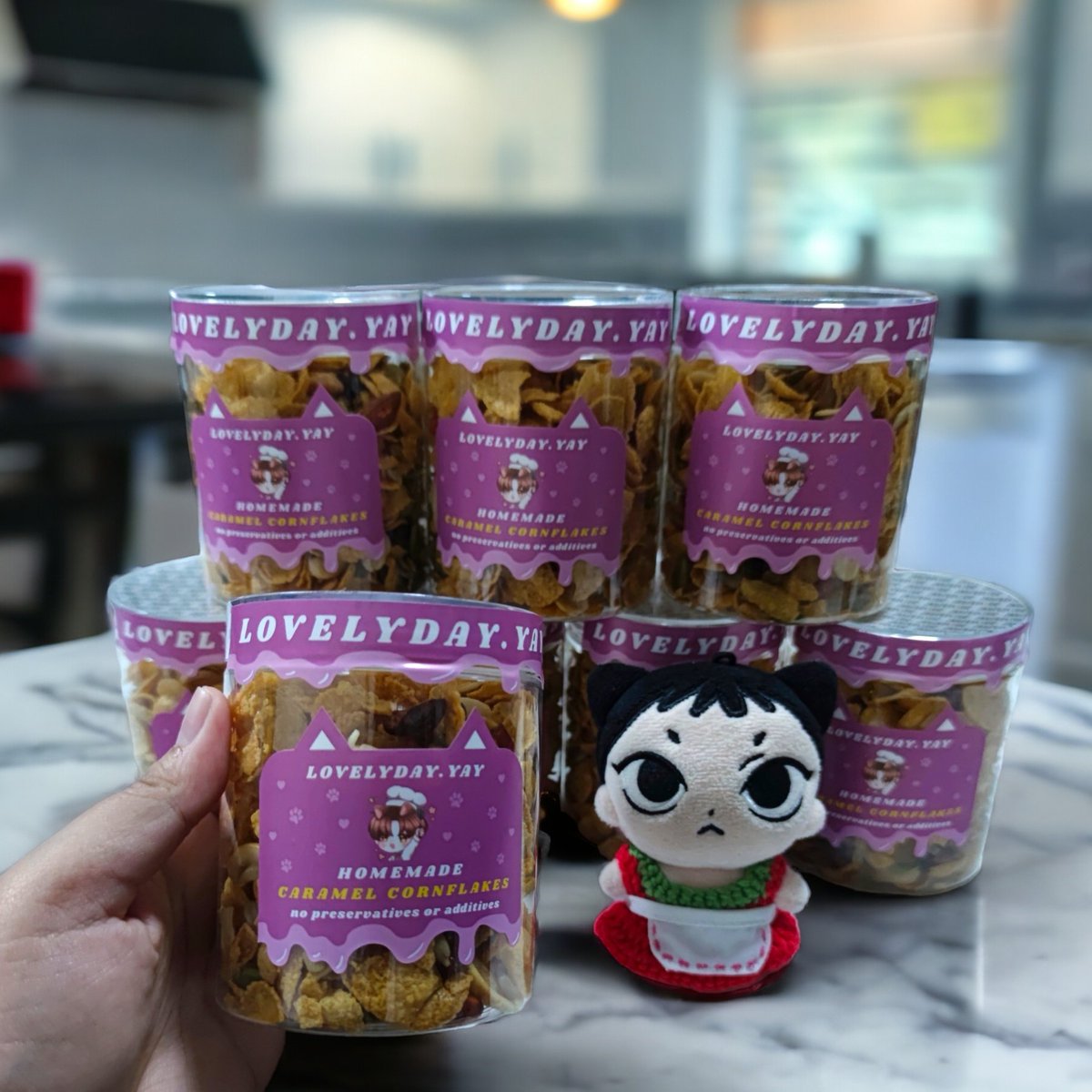 snappuan_'s tweet image. pls kindly rt ♡

- เค้กกล้วยหอมจิ๋ว cat paw🐈‍⬛🐾 
กล่องละ 55บาท
🔗 th.shp.ee/Apdob4H

-  caramel cornflakes 150g.🍯
กระปุกละ 99บาท
🔗 th.shp.ee/Zbvk9ZD

เปิดรอบ :  09/06 - 14/06
จัดส่ง : 17/06

ทุกยอดสั่งซื้อโดเนทเข้าโปรเจคSO10² ค่ะ🤍
#DONATIONforSO10 #ตลาดนัดtenlee