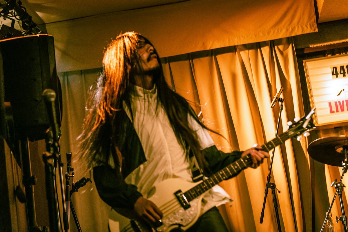 ourhours_band's tweet photo. Today is 6/9, Rock Day 🎸
and Zushi's birthday 🎂

Happy birthday🎉
Wishing you a wonderful year🙏🏻💐 https://t.co/KPjsALhVSb