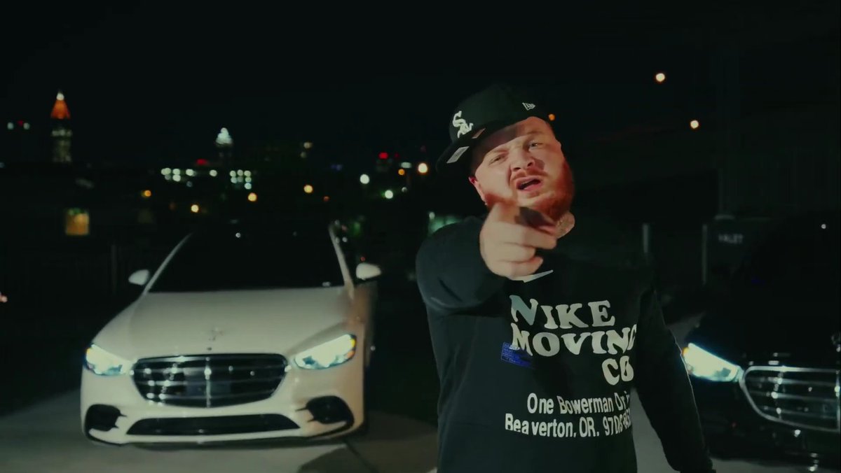 DiggyLR's tweet photo. If it Look like I sell 🧱 it’s cus I do. @stillpaidmu ft. @bellygangkush 💯💯🔥🔥 I'm sold...Bro continues to go off, with some real bars, #RealRap and it's appreciated!! Follow Money Mu: Instagram: @stillpaidmu 🫵🏼💪🏼
https://t.co/NnXbpEPVY4 https://t.co/QIxG7Y5VrB