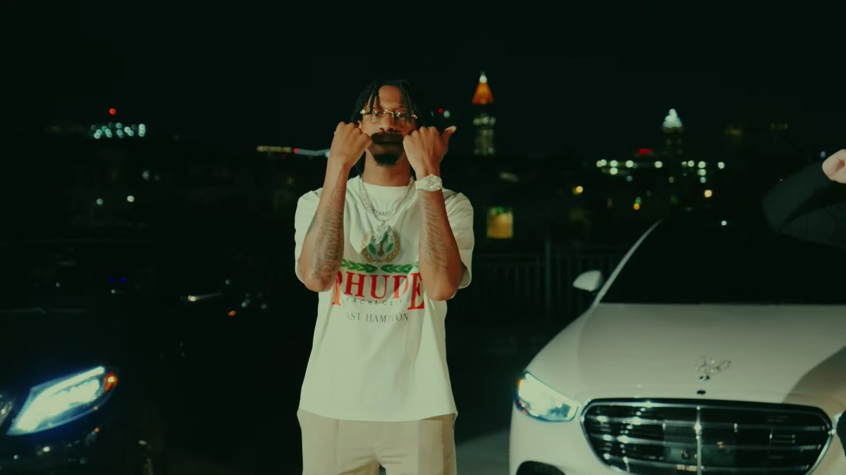 If it Look like I sell 🧱 it’s cus I do. <a href="/stillpaidmu/">Money Mu</a> ft. <a href="/bellygangkush/">Bellygang Kushington</a> 💯💯🔥🔥 I'm sold...Bro continues to go off, with some real bars, #RealRap and it's appreciated!! Follow Money Mu: Instagram: <a href="/stillpaidmu/">Money Mu</a> 🫵🏼💪🏼
youtu.be/s-q-YNjti1I?si…