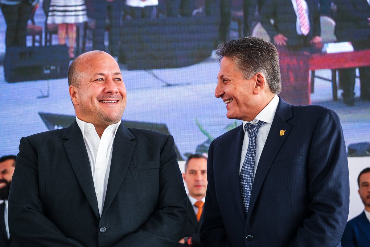 Enrique Alfaro (@enriquealfaror) on Twitter photo Todo mi reconocimiento a <a href="/JuanJoseFrangie/">Juan José Frangie</a> quien fue reelecto por las y los zapopanos para continuar con el proyecto de Gobierno que, desde el 2015, ha trabajado para recuperar la grandeza y rumbo del municipio, con visión a futuro y resultados.
A lo largo de casi una década, Todo mi reconocimiento a <a href="/JuanJoseFrangie/">Juan José Frangie</a> quien fue reelecto por las y los zapopanos para continuar con el proyecto de Gobierno que, desde el 2015, ha trabajado para recuperar la grandeza y rumbo del municipio, con visión a futuro y resultados.
A lo largo de casi una década,