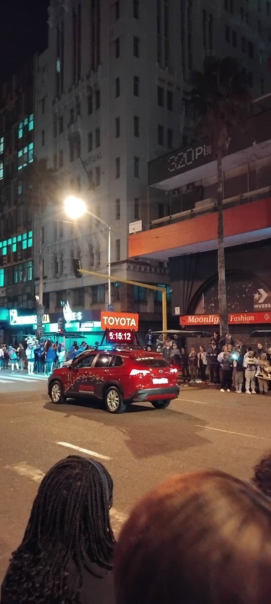 uNoxoloM's tweet photo. We were up early this morning to be at the starting line and in support of our friend Thandokuhle for #Comrades2024 https://t.co/GQ2zoypwCM