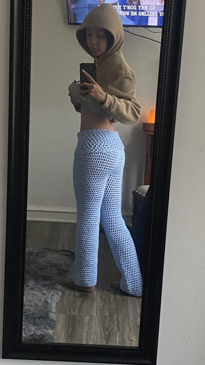 glorygeann's tweet photo. new baby blue crochet pants🩵 https://t.co/OWH7lz5lAk