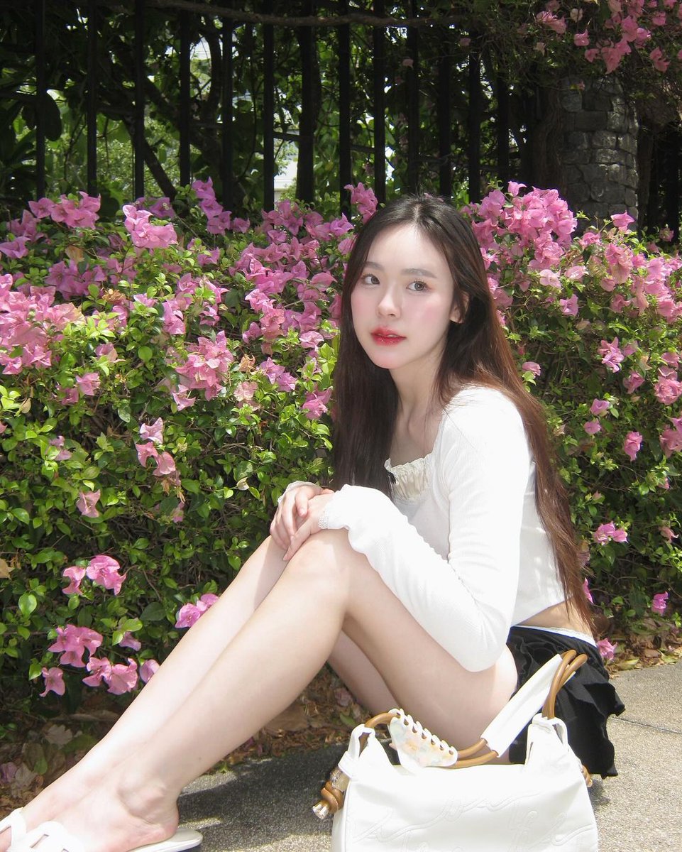 viewjunebr_'s tweet photo. 🌕 • feed update IG: junewanwimol19
[09.06.24]

— 😆🌺✨

#Junewanwimol #จูนวรรณวิมล https://t.co/q4YLgppcPo