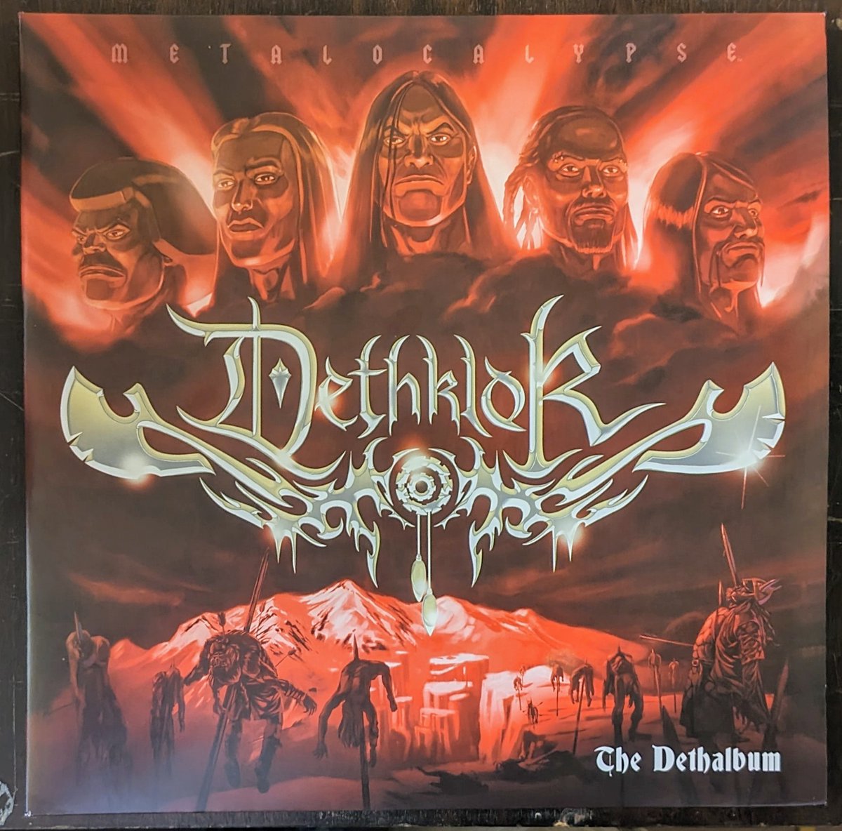 chonk34's tweet photo. On the turntable:

The Dethalbum by Dethklok https://t.co/8TYjukRhAf