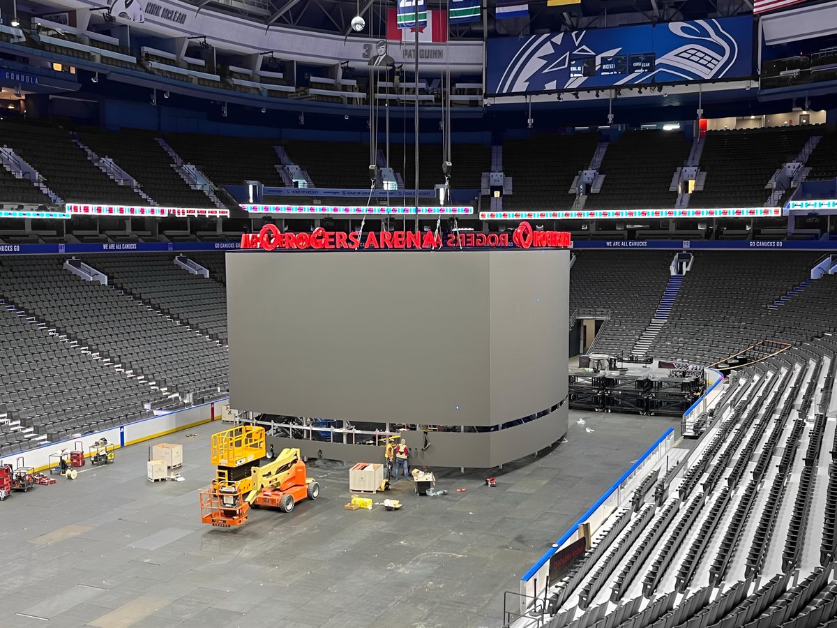 tommykippes2's tweet photo. can't wait for the black seats at rogers https://t.co/eRjJEqj7w4