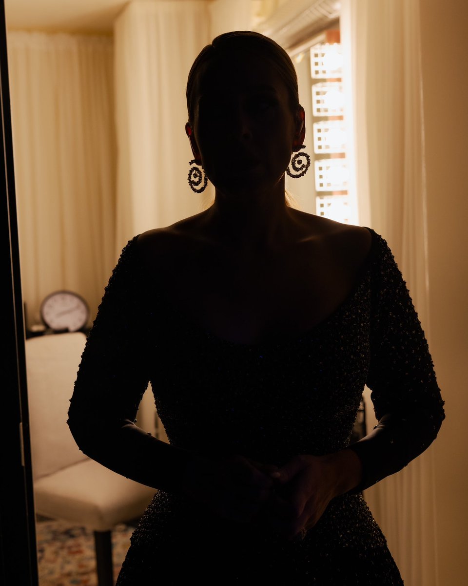 Adele's tweet image. 