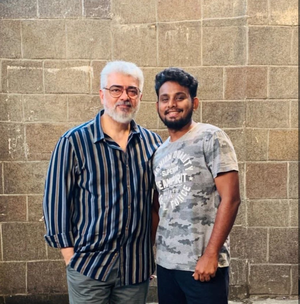 tn_ajith's tweet photo. Ajithkumar sir with Dancers 🕺

#GoodBadUgly 🔥 https://t.co/Pm5P3gklHJ