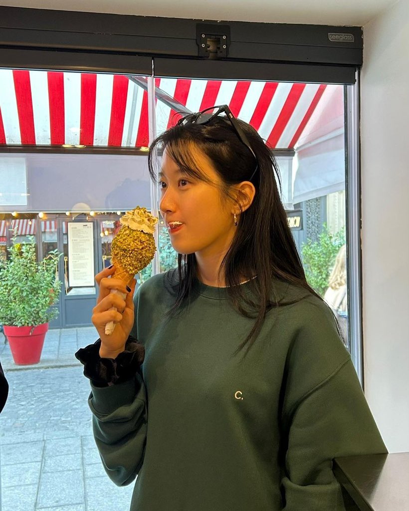 kayougnmun's tweet photo. Best way to start the day <3 https://t.co/aCH9MKZJTH