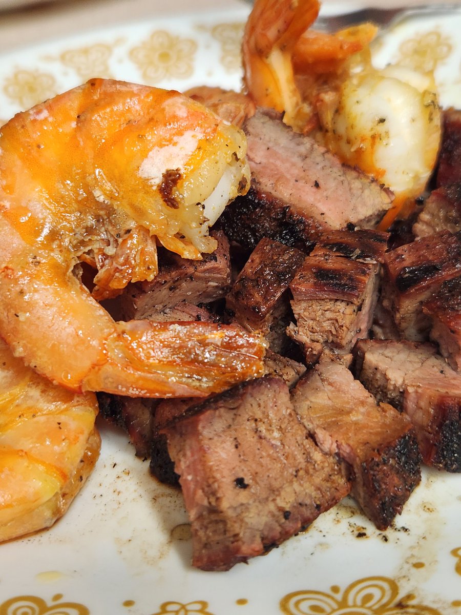 Carnivore diet......no stopping anytime soon. Flank steak and shrimp covered in grass fed butter.