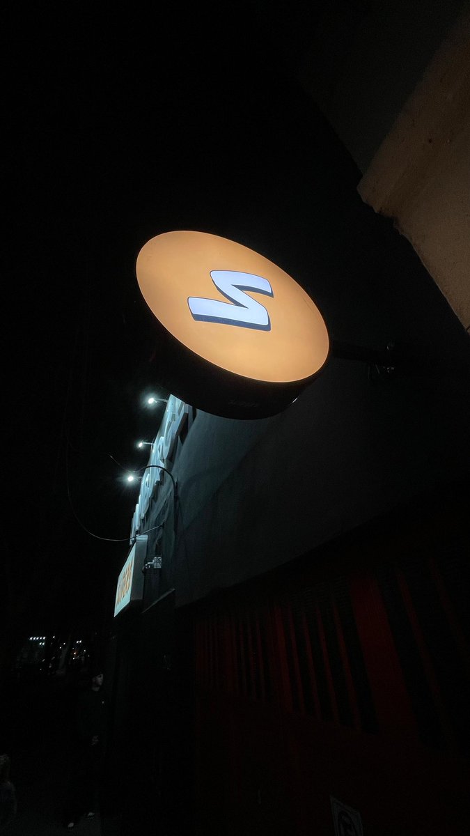 PreciosRosario2's tweet image. #HamburguesasEnRosario 🍔

Sábado de 🍔🍔🍔
🍔 Hamburguesas #Slider 
👉🏻 Cebolla, queso chedar y aderezo especial
👉🏻 Pan de papa con manteca 
👉🏻 Papas con mix de especias 

💰 $2.200 🍔
💰 $6.500 🍔🍔🍔
💰 $12.600 🍔🍔🍔 + 🍟 + 🥤

📍 Jujuy 2514

Más info instagram.com/slidershamburg…