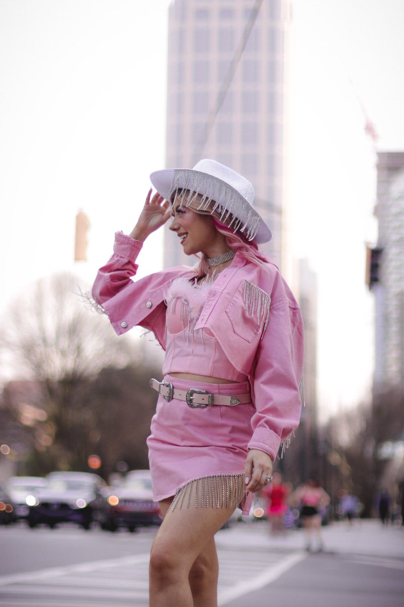 brooklyn_blvd's tweet photo. Thread of my Chappell Roan show outfits: Pink Pony Club 2/22/23 https://t.co/tnn43I6rdv