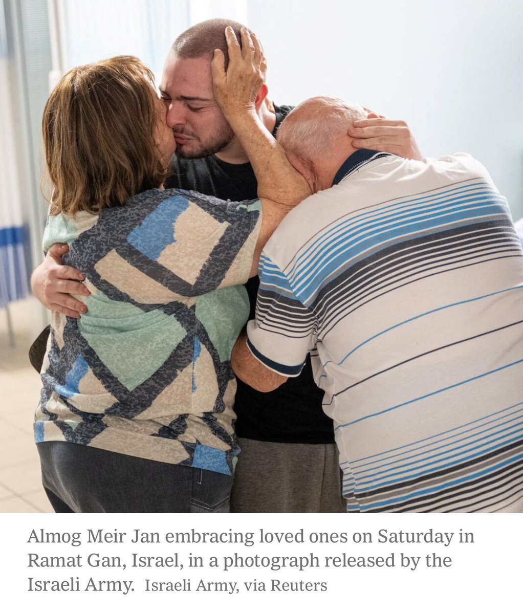 DBashIdeas's tweet image. חַסְדֵי ה׳ כִּי לֹא תָמְנוּ כִּי לֹא כָלוּ רַחֲמָיו.