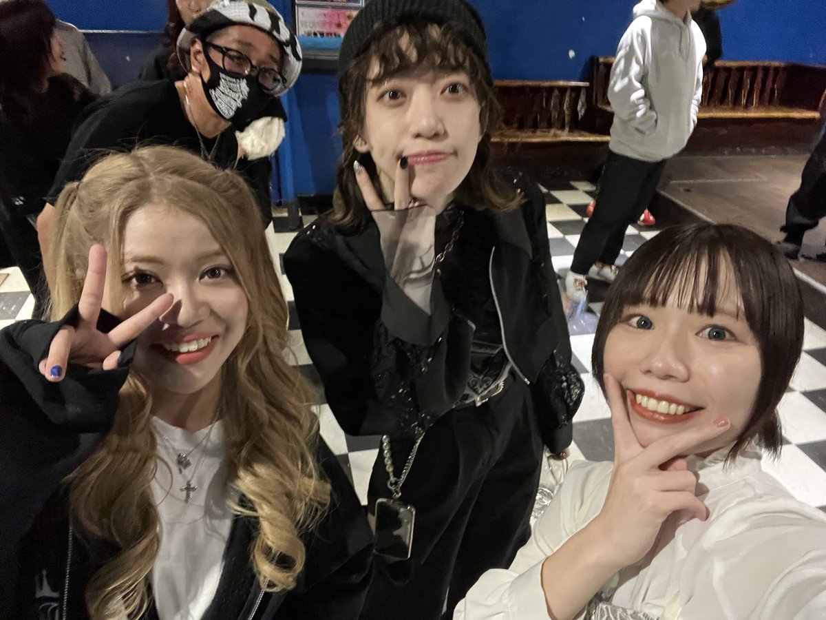 n_ikura07's tweet photo. #LASHISAPOSA 大好きだなぁ。
まじでビジネスではなく、本当に2人には感謝しかないです！
出会わせてくれた510さんもありがとうございます🫶 と、突然の告白💓
おはようございます♡♡ https://t.co/6yWDLMJi2E