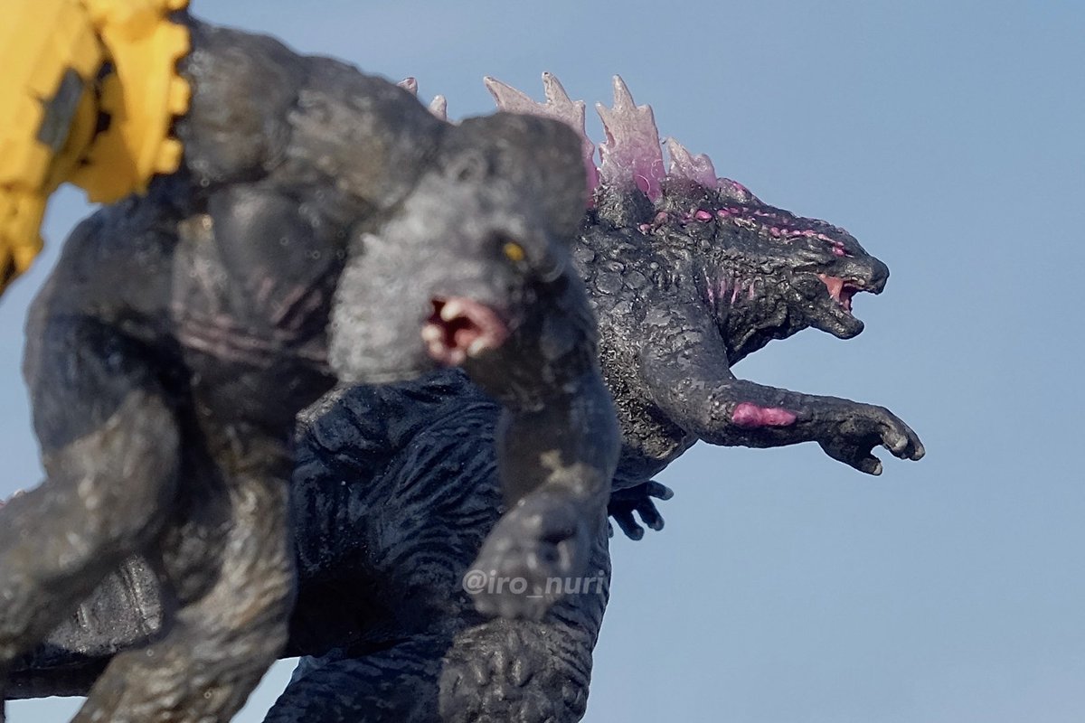 ゴジラ怪獣　モンスターX リペイント Yahoo!オークション - ゴジラ怪獣ソフビ モンスターX中間体 改造