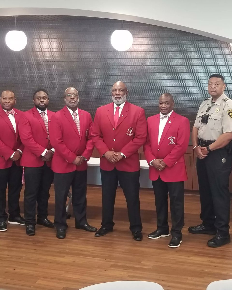 The Dynamic Denton Lewisville Alumni Chapter sworn in our newly elected officers for the 2024 &amp; 2025 year!
God Bless!
Yo!