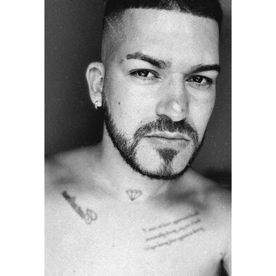 BryanLo29's tweet photo. #NuevaFotoDePerfil https://t.co/kGxC310Tr1