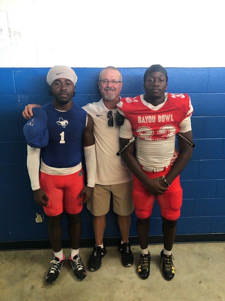 Leaders will always be recognized <a href="/VictoryKU_28/">Victory Kalu-Uka</a> was a captain for the <a href="/BayouBowlGHFCA/">Bayou Bowl</a> game <a href="/JoeAdeyemi_/">𝙹𝚘𝚎-𝙿𝚛𝚊𝚒𝚜𝚎 𝙰𝚍𝚎𝚢𝚎𝚖𝚒</a> <a href="/csimmons64/">Chad Simmons</a> #AllForOne