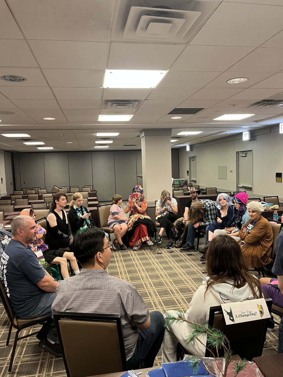 AngelWingsYTube's tweet photo. THANKYOU THANKYOU THANKYOU  to everyone @WhinnyCityPony that came to my AYAC panel in the Activities Room!!! Had roughly 18 ppl which is FAR more than I was expecting. And a SUPER huge thank you to @Elley_Ray for also joining! 

All of you are SO AMAZING ❤️❤️❤️ https://t.co/trUake9jOY
