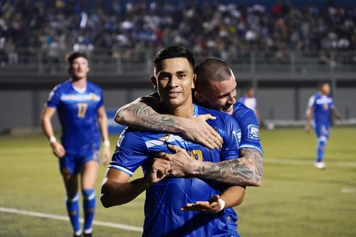 Jackefm27's tweet photo. DOBLETE Y TRIUNFO NICA 🇳🇮

Con dos goles de Bancy Hernández @LaAzulyBlanco derrotó 4-0 a Belice a domicilio y sumó su 2da victoria de las eliminatorias rumbo a la Copa del Mundo 2026. #Fútbol #Nicaragua #FIFAWorldCupQualifying https://t.co/YnMmgJeARx