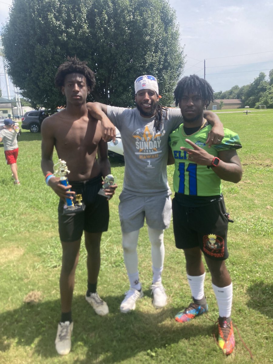 Calvin Holmes (@calvinholmes45) on Twitter photo glad i was able to get some work in today with <a href="/dextermccluster/">Dexter McCluster</a> i appreciate the knowledge you gave me and my teammates <a href="/TWolvesFB/">NXT LVL Media</a> glad i was able to get some work in today with <a href="/dextermccluster/">Dexter McCluster</a> i appreciate the knowledge you gave me and my teammates <a href="/TWolvesFB/">NXT LVL Media</a>