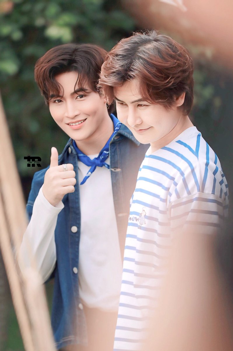 LittlePrince_j's tweet photo. อรุณสวัสดิ์สองพี่น้องคนเก่งสุดหล่อค้าบ ~~
#OhmThitiwat #newinfinity https://t.co/8BcXAbQACr
