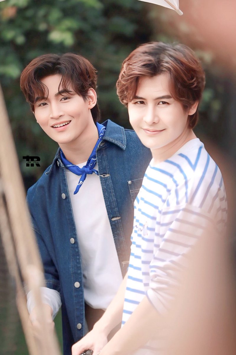 LittlePrince_j's tweet photo. อรุณสวัสดิ์สองพี่น้องคนเก่งสุดหล่อค้าบ ~~
#OhmThitiwat #newinfinity https://t.co/8BcXAbQACr