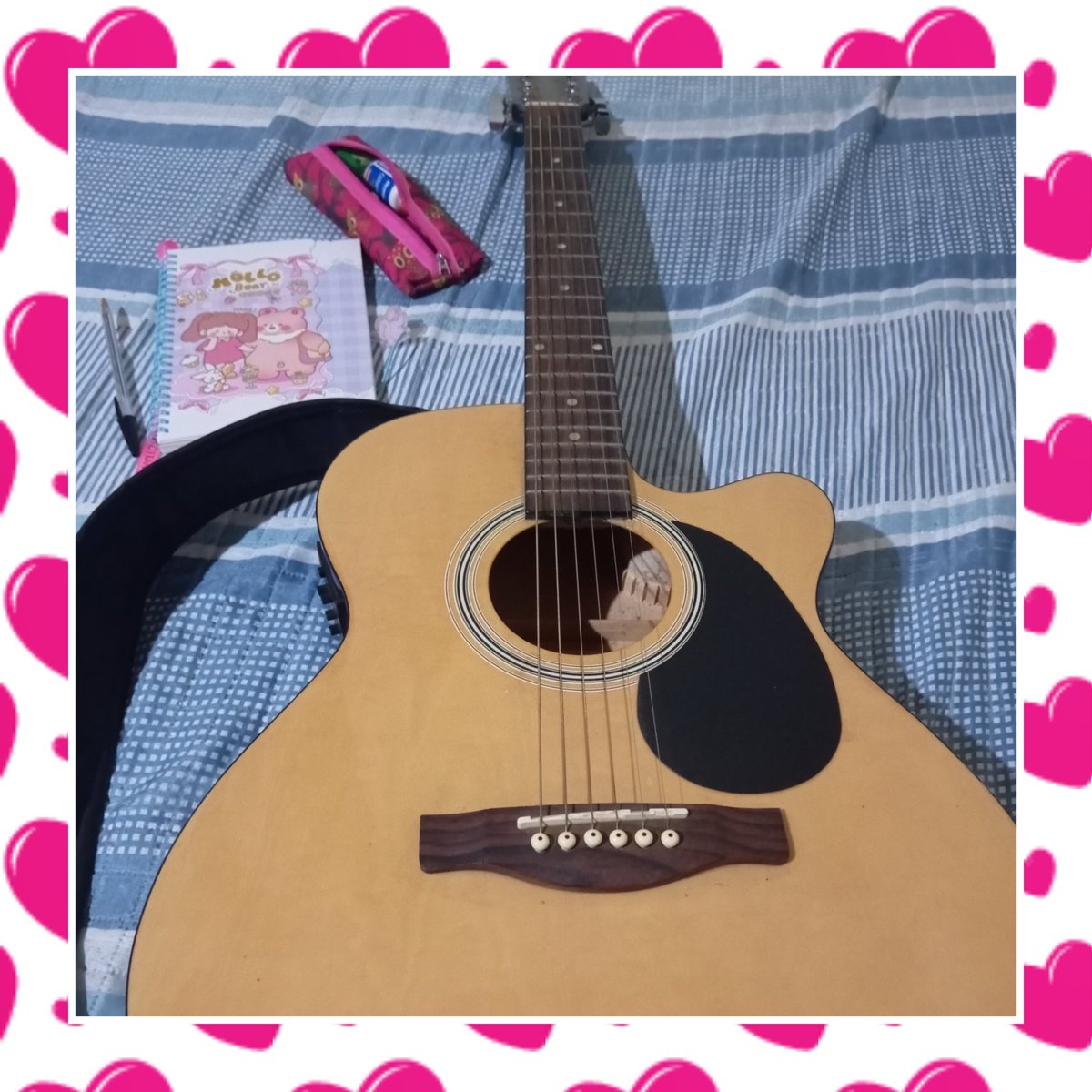 robertal2621's tweet photo. 🎸🎤🎧📝
Tenham todos uma ótima noite!
#Boanoite!✨🌜
#twitter
#musicaviolaoesonho
#viral https://t.co/6mXQWEmXj1