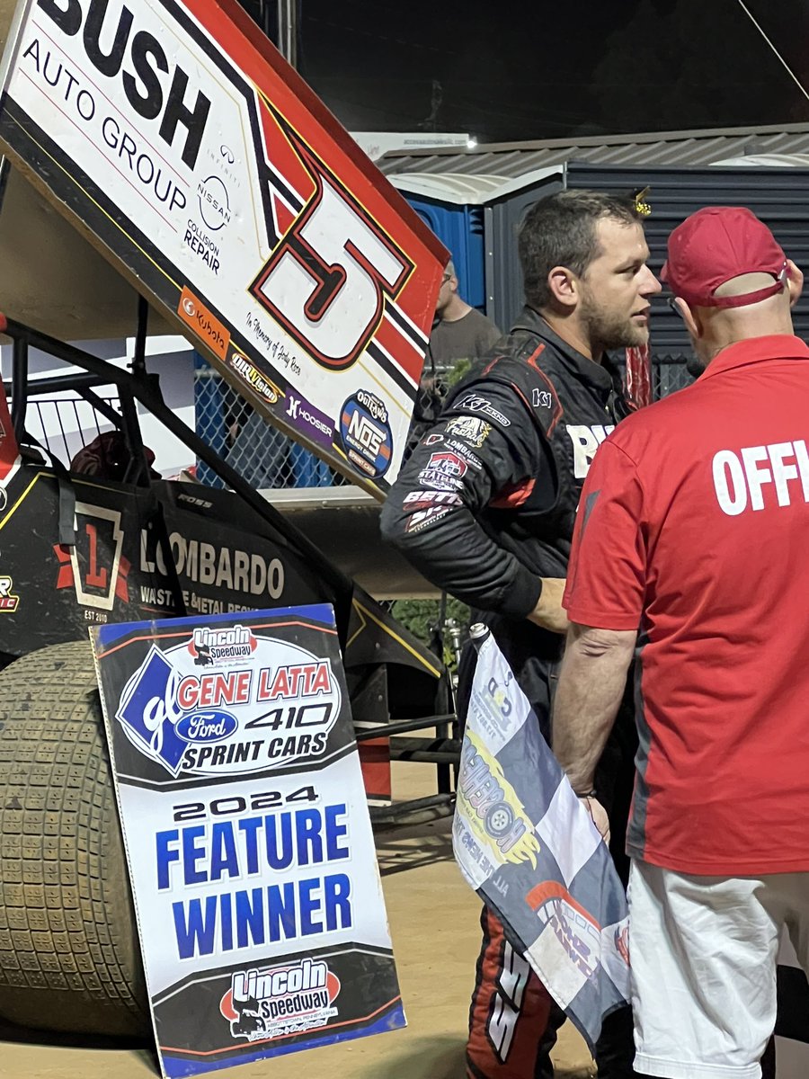 lincolnspeedway's tweet photo. .@trossracing wins #ForElijah @GeneLattaFord 410 Feature! 🏁 https://t.co/wUEM7eYyrw