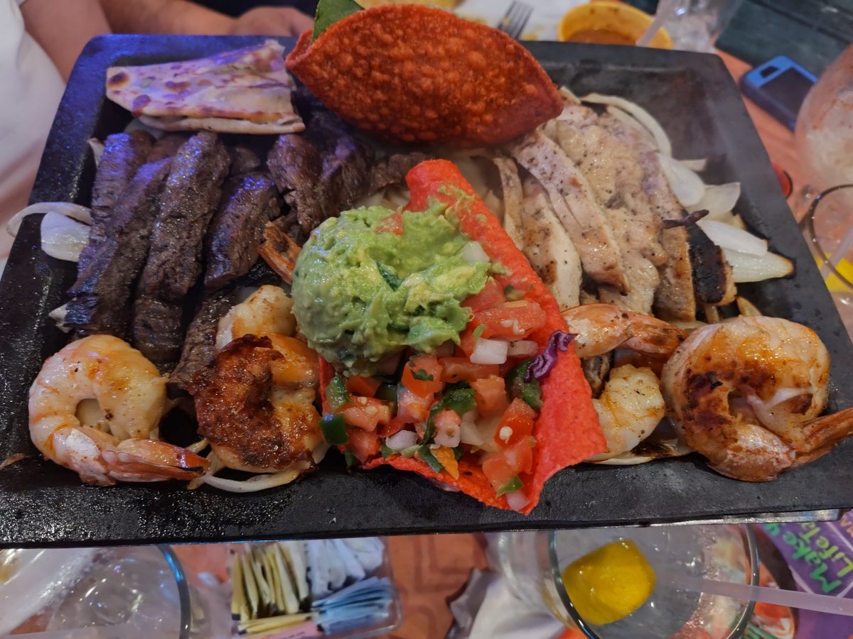 GSPOTG's tweet image. #TreatYourselfdontcheatyourself 
#ffoodjunkie #goingin