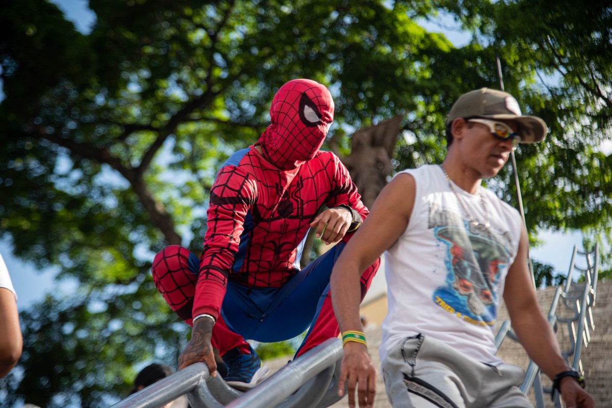 tanthan89's tweet photo. #Spiderman en #Caracas… https://t.co/zq0qPGXYel