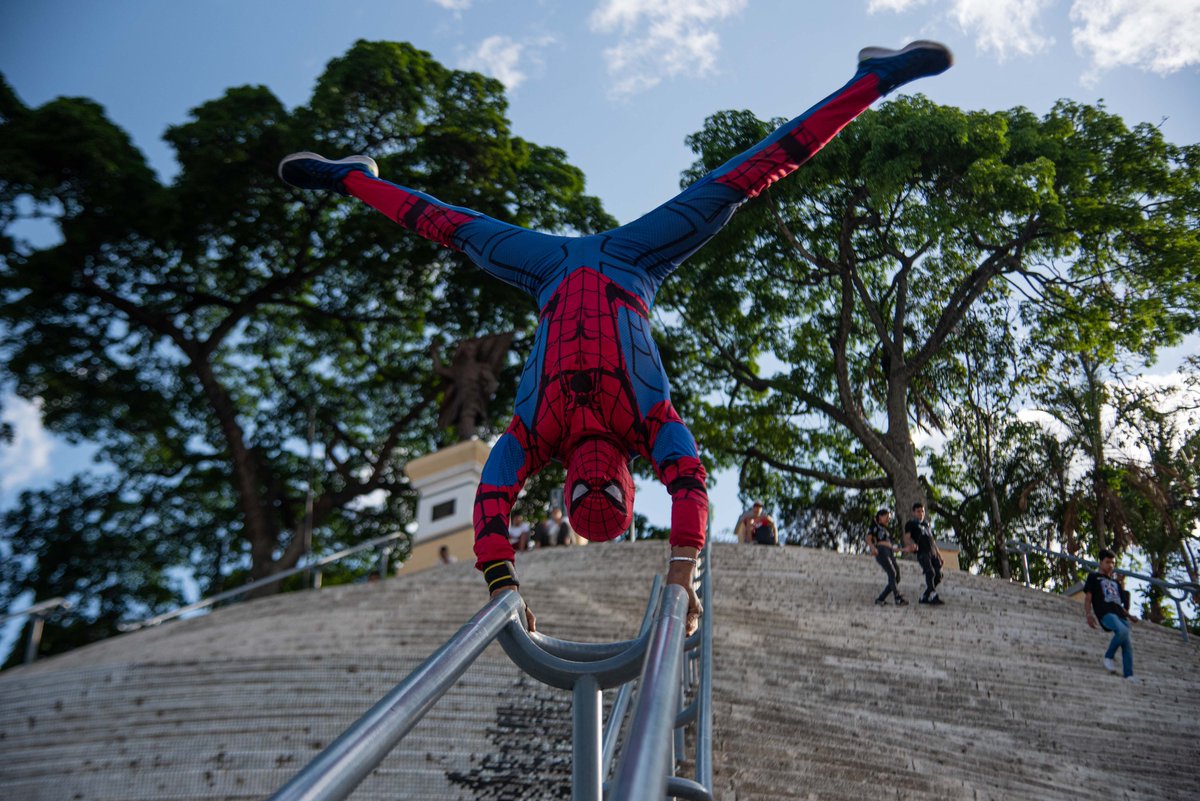 tanthan89's tweet photo. #Spiderman en #Caracas… https://t.co/zq0qPGXYel