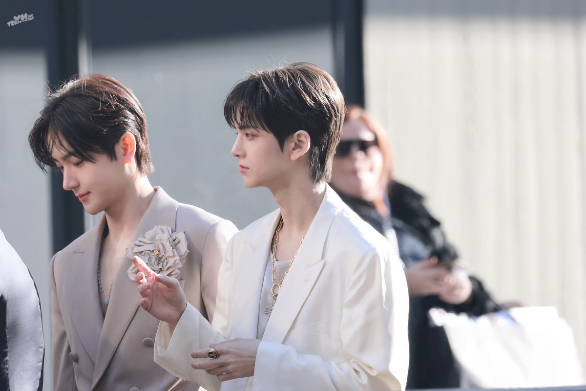 내 꿈 속의 신랑💒🤵🏻

#영훈 &amp; #현재 
#YOUNGHOON #더보이조 #THEBOYZ